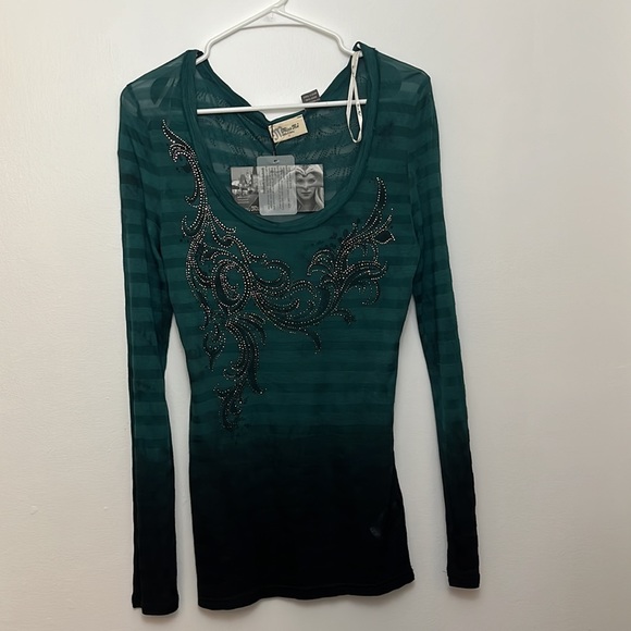 ✨ MAKE OFFER ✨ MISS ME NWT LONG SLEEVE TOP - Picture 2 of 7